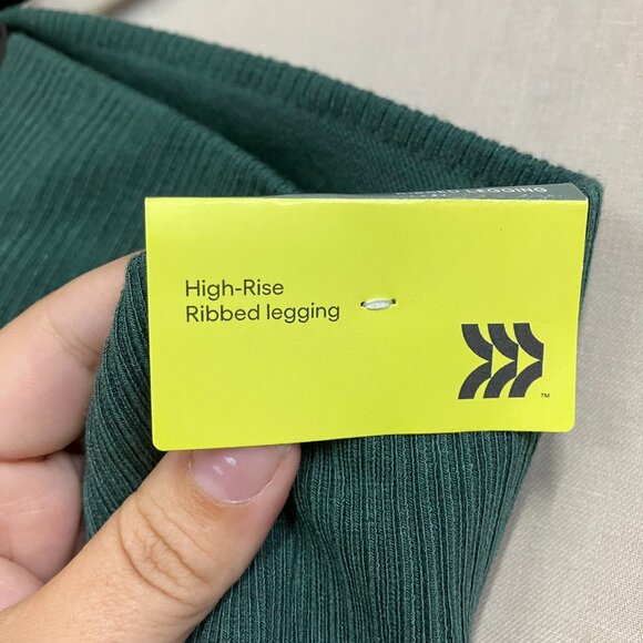 NWT All In Motion Women's Medium Green Seamless High-Rise Ribbed Leggings - Picture 5 of 12